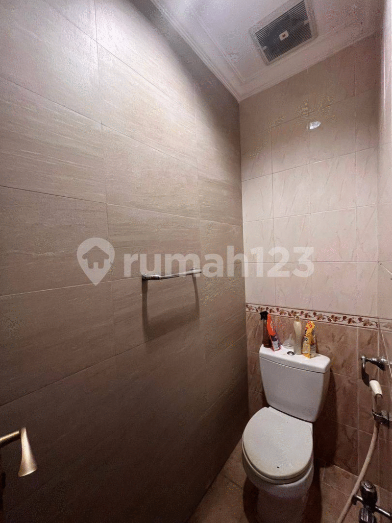Rumah dijual di jakarta (8)